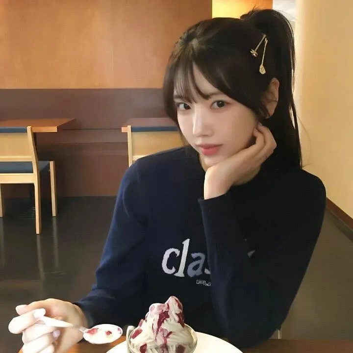 摸心第六感海报